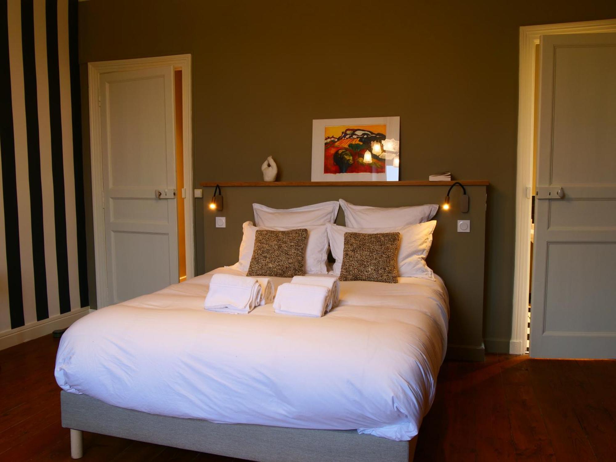 Domaine Du Cloitre Bed & Breakfast Pleneuf-Val-Andre Exterior photo