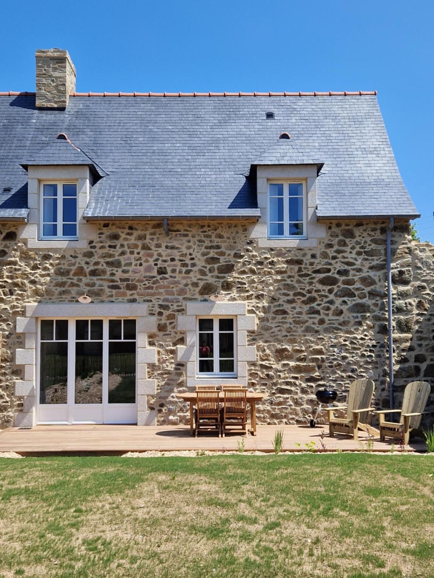 Domaine Du Cloitre Bed & Breakfast Pleneuf-Val-Andre Exterior photo